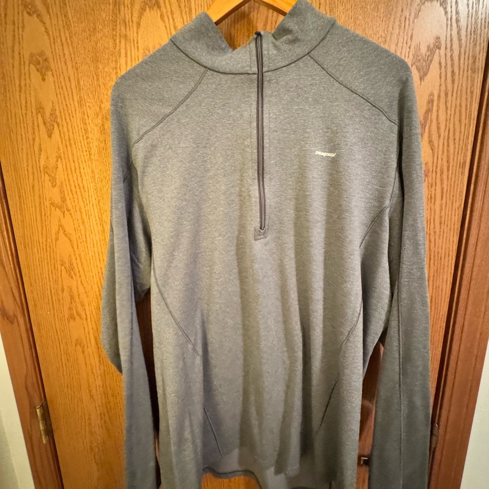 Patagonia Gray Capilene Midweight Top